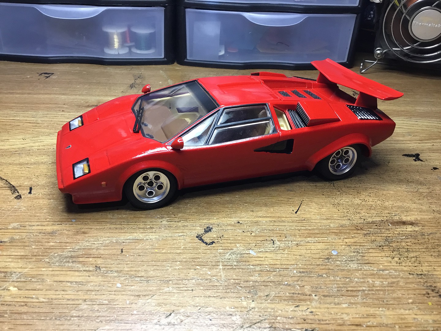 lamborghini countach scale model