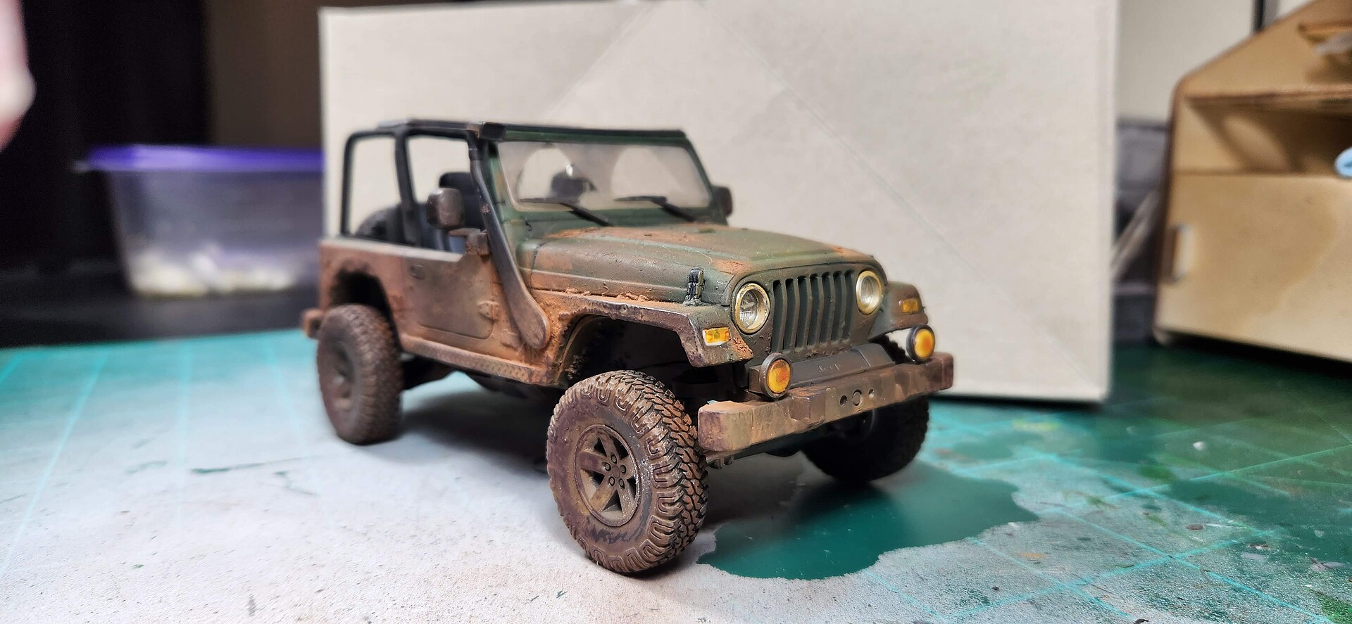 Jeep Wrangler Rubicon Plastic Model Jeep Kit 1/25 Scale 4501