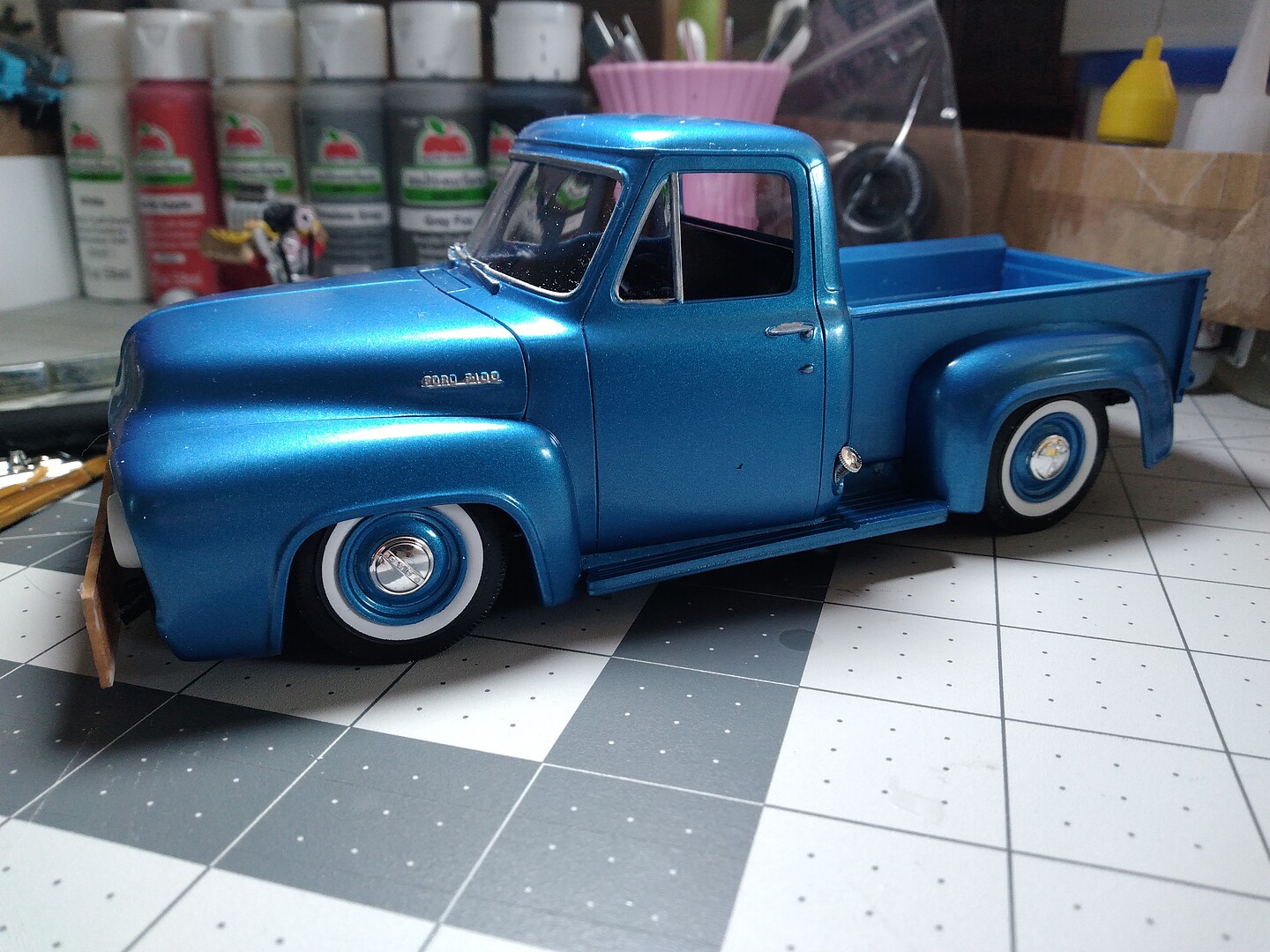 1953 Ford Pickup Truck -- 1/25 Scale -- Plastic Model Truck Kit -- #882 ...