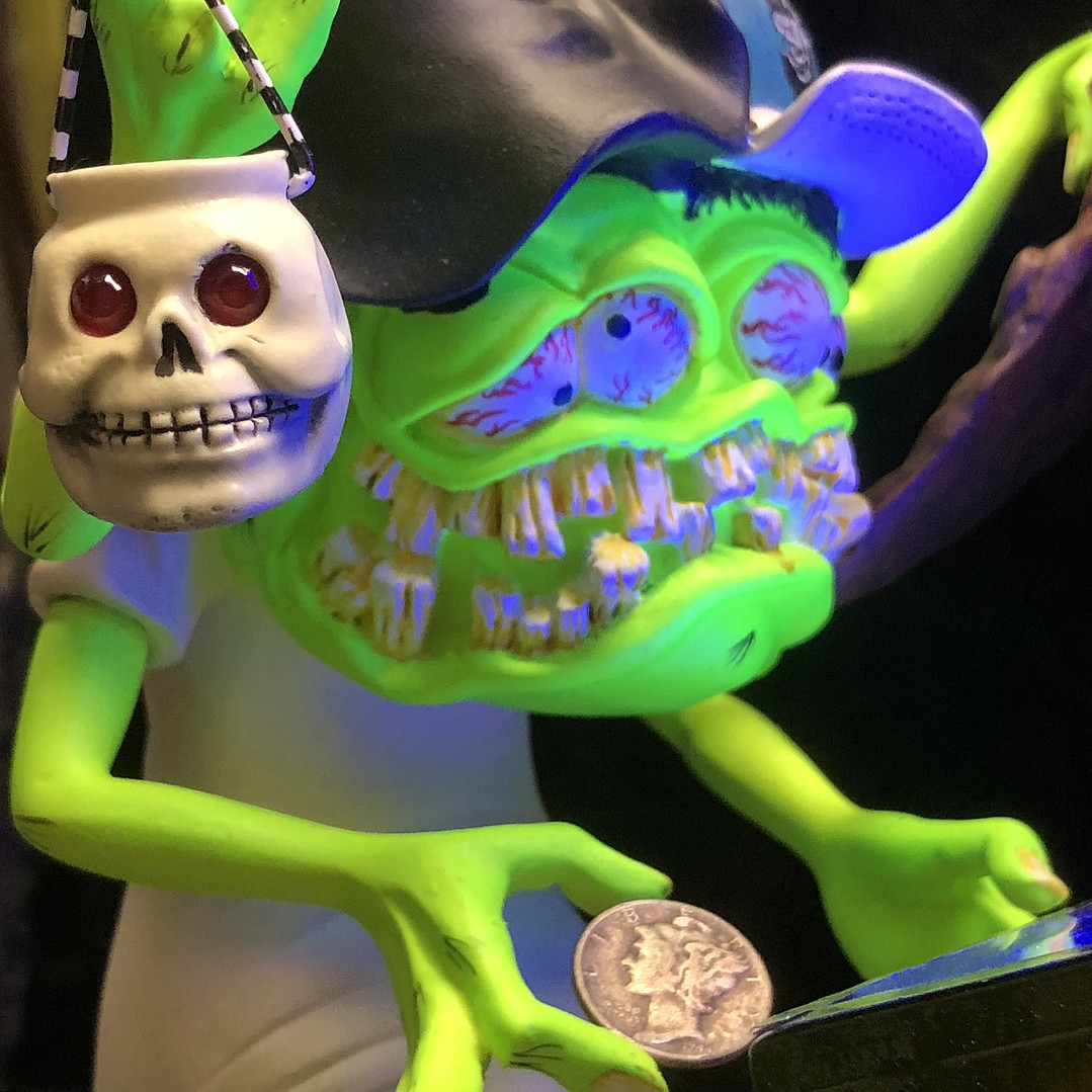 Dirty Donny Pinball Punk Resin Monster Plastic Model Resin Kit 1/