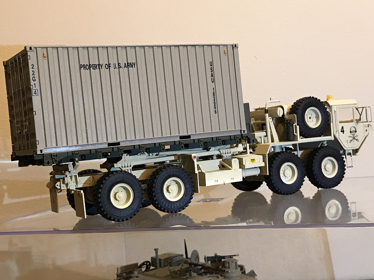 M1120 HEMTT Load Handling System -- Plastic Model Military Vehicle Kit ...