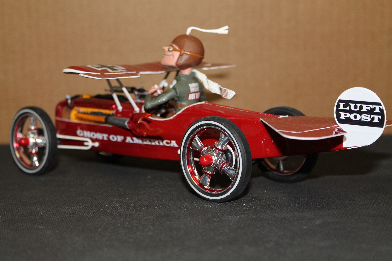 Stroker McGurk Ghost America Flying Car Plastic Model Car Kit 1/