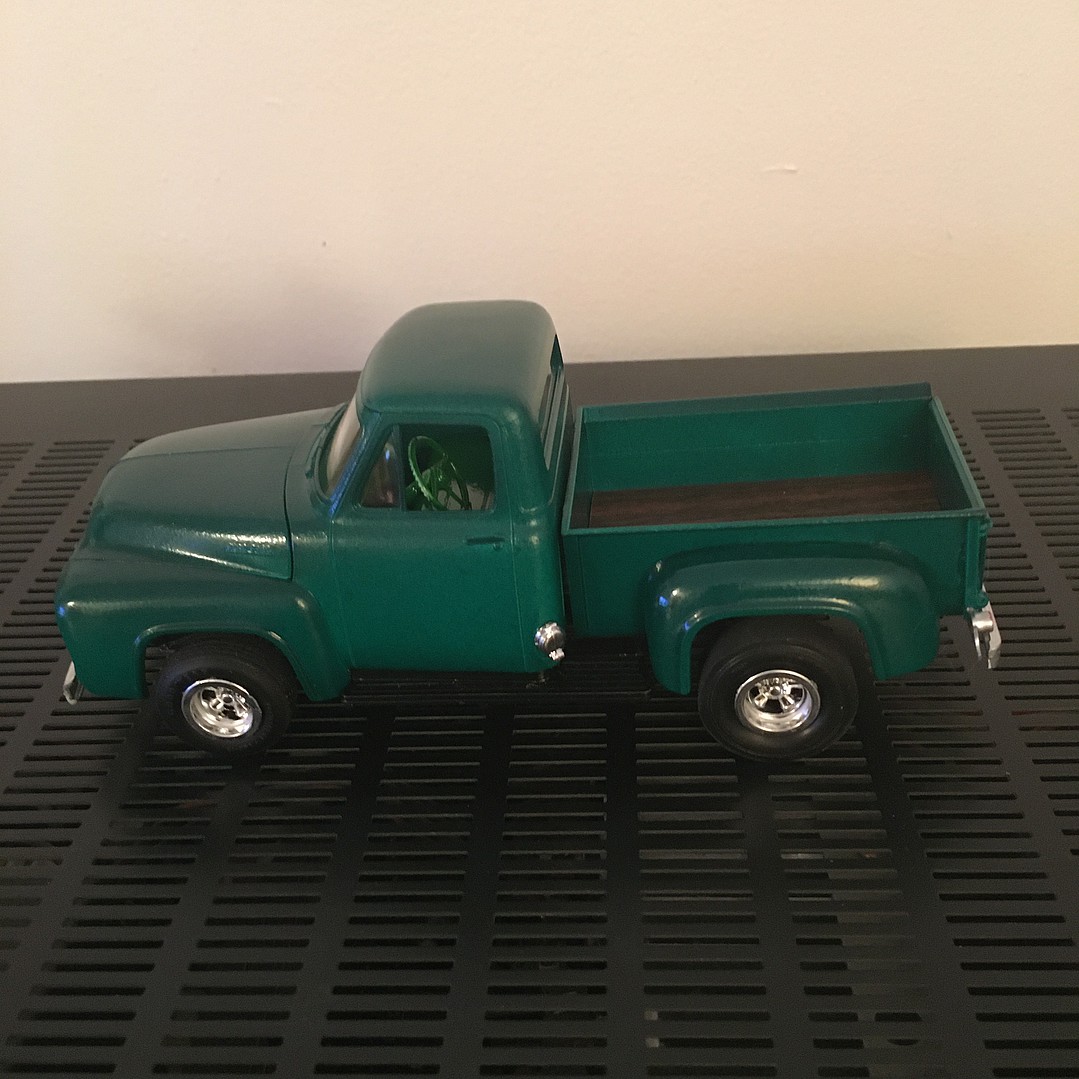 1953 Ford Pickup Truck -- 1/25 Scale -- Plastic Model Truck Kit -- #882 ...