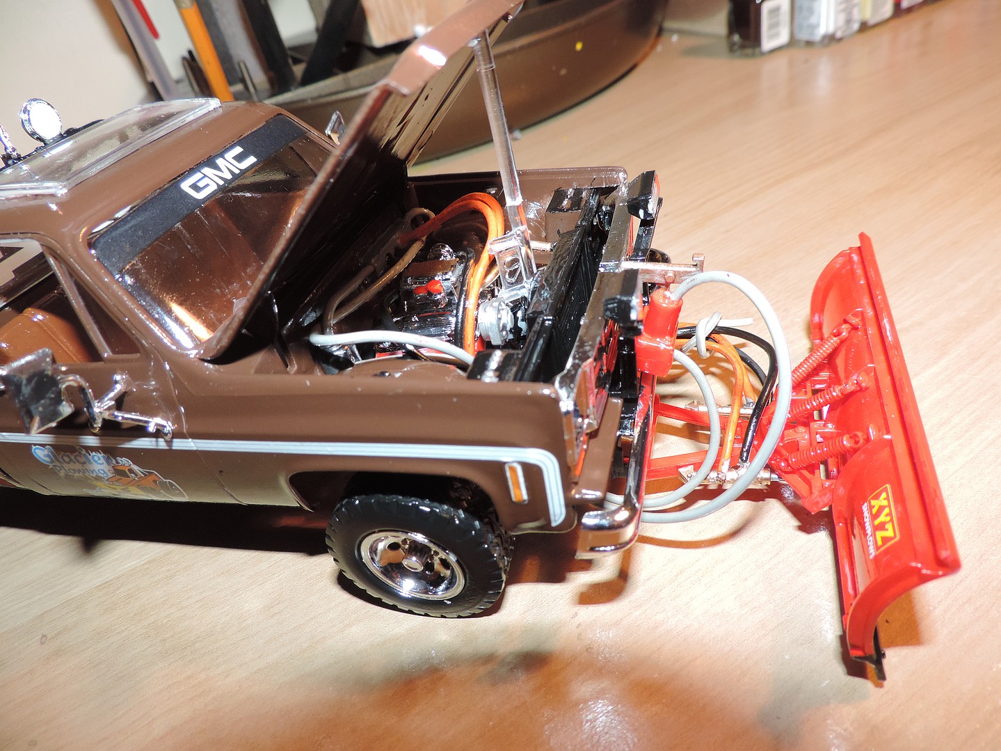 GMC Pickup with Snow Plow Plastic Model Truck Kit 1/24 Scale