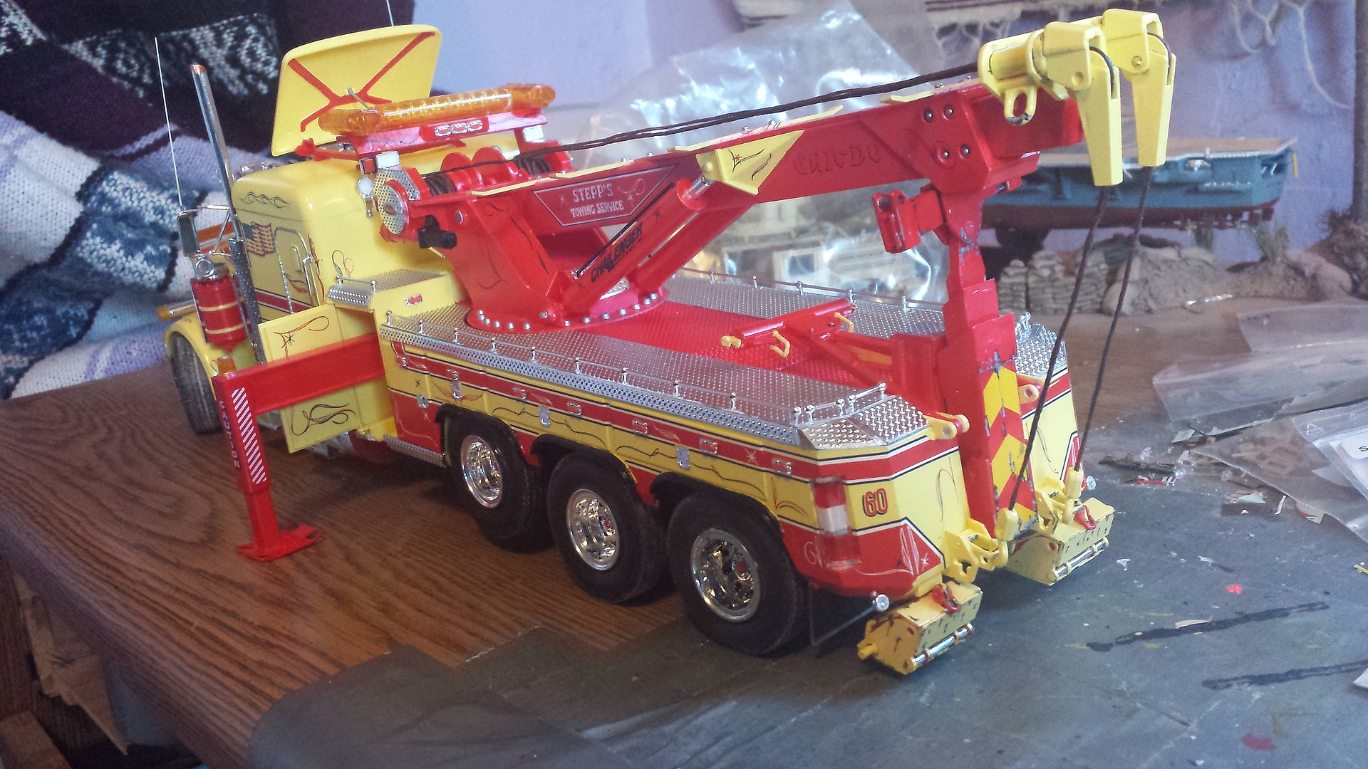 Spray Custom Bug Yellow 3 oz Hobby and Model Enamel Paint 1632