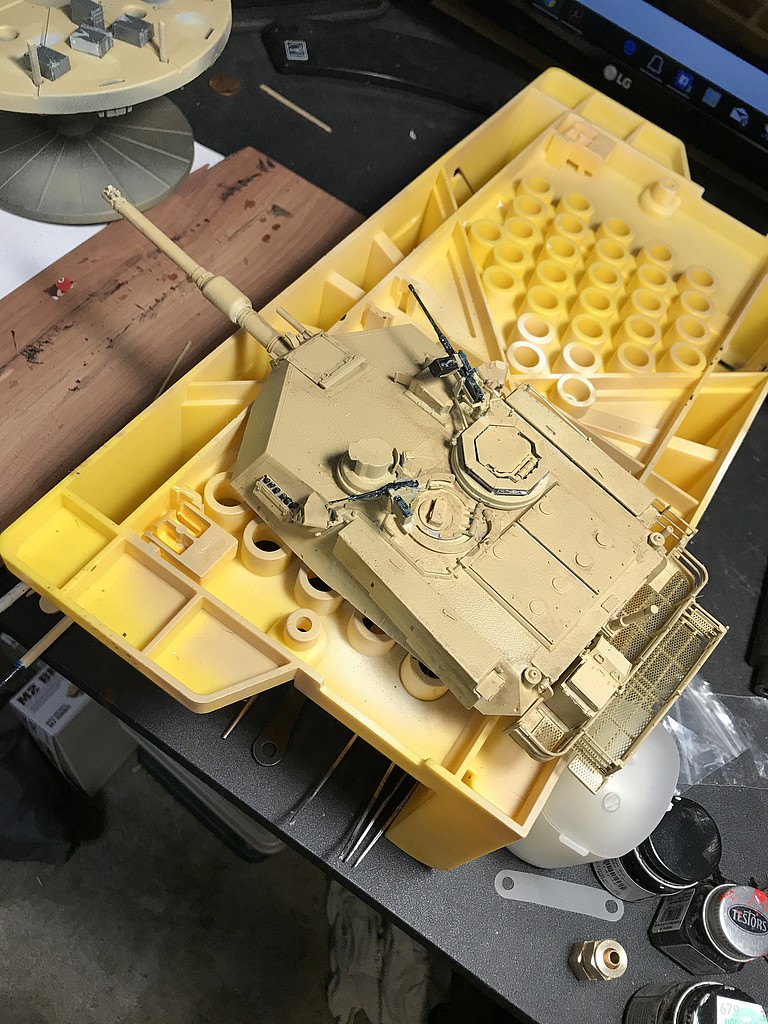 M1A2 System Enhanced Program Plastic Model Tank Kit 1/35 Scale