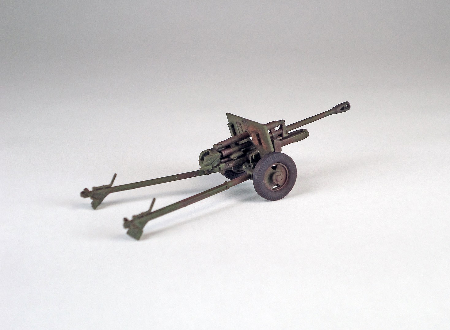 ZIS3 76mm Soviet Gun -- Plastic Model Weapon Kit -- 1/72 Scale -- #208 ...