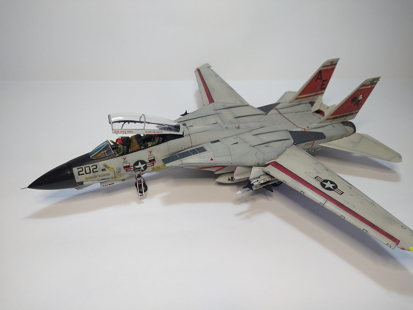 F-14A Tomcat (Atlantic F.S.) -- Plastic Model Airplane Kit -- 1/72 ...