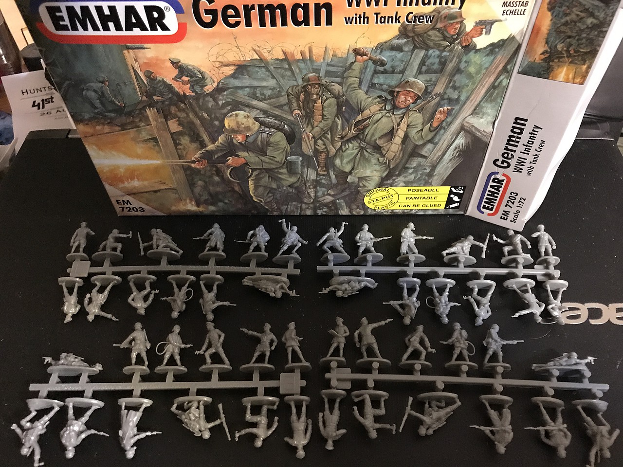 WWI infantry and Tank Crew German 1:72 Emhar 