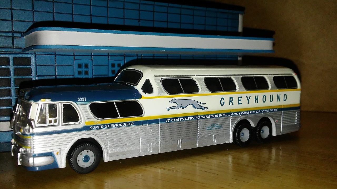 1954 GMC PD4501 Scenicruiser Bus Greyhound -- HO Scale Model Railroad ...