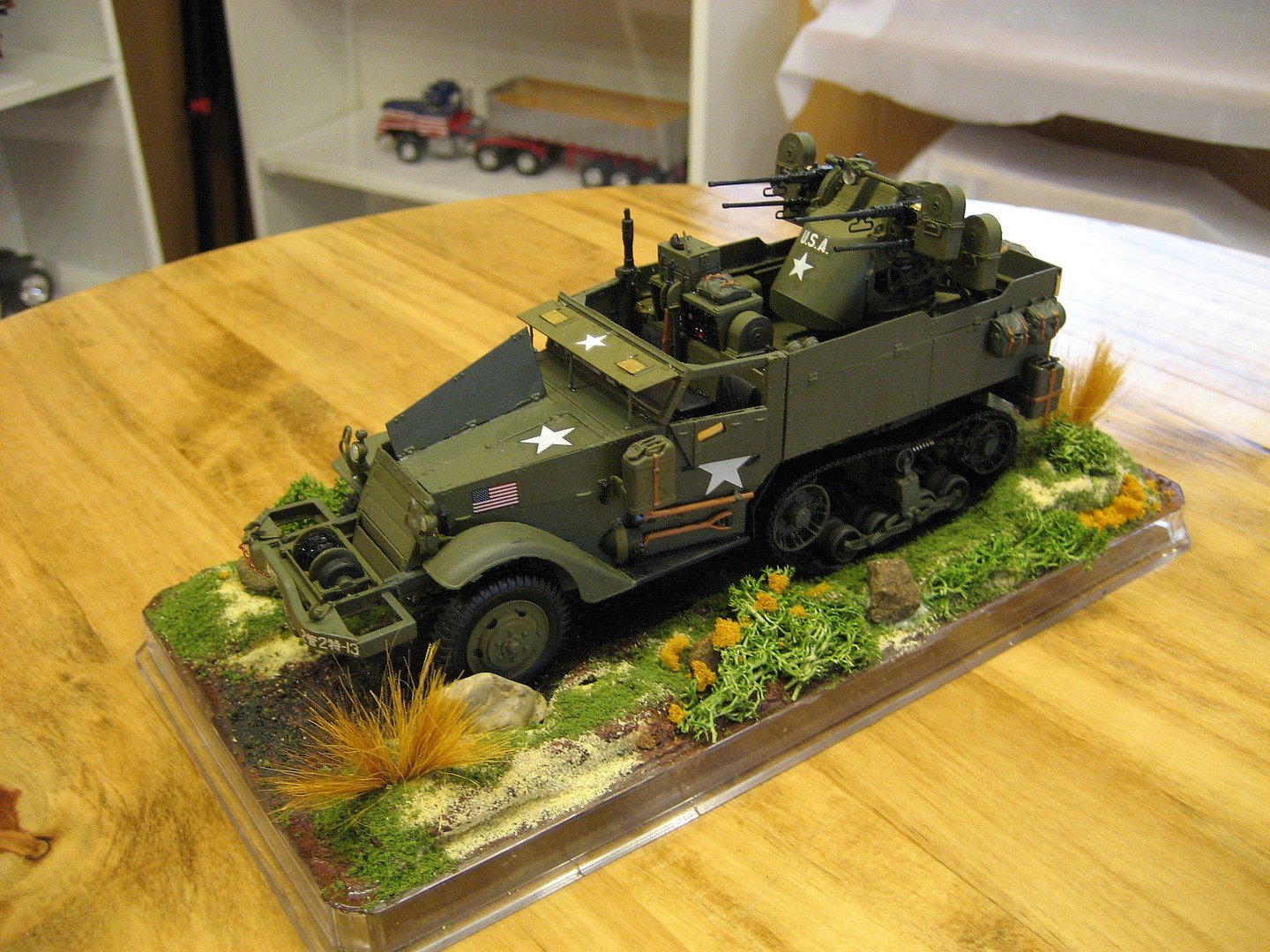 Maquette militaire AFV 1/35 M16 MGMC 35203