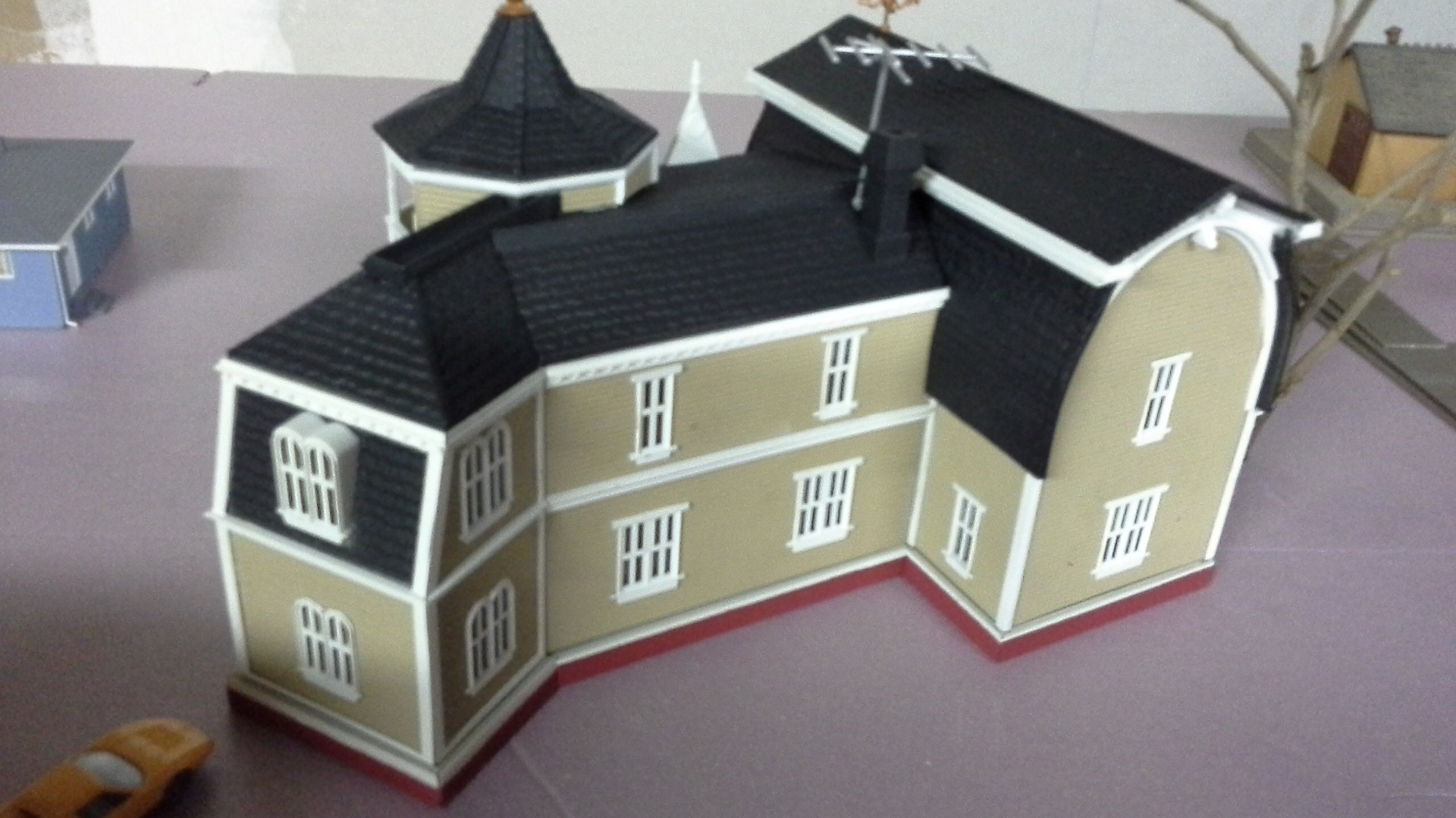 Munster's House Plastic Model Building HO Scale 929 pictures
