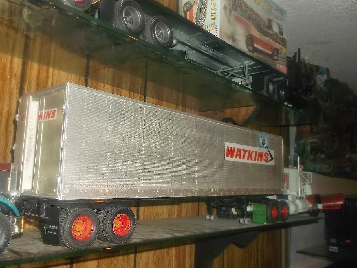 AMT Fruehauf kit modellino furgone post esterno 1:25 completo/non