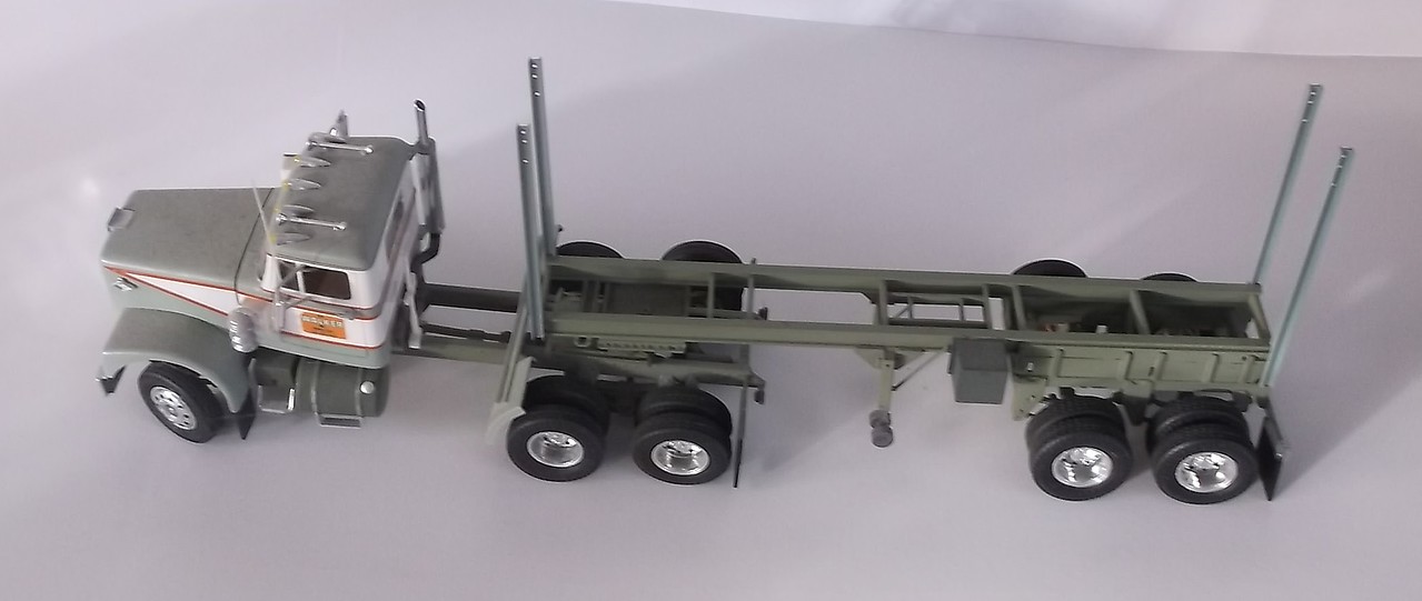 Diamond Reo Tractor Pictures