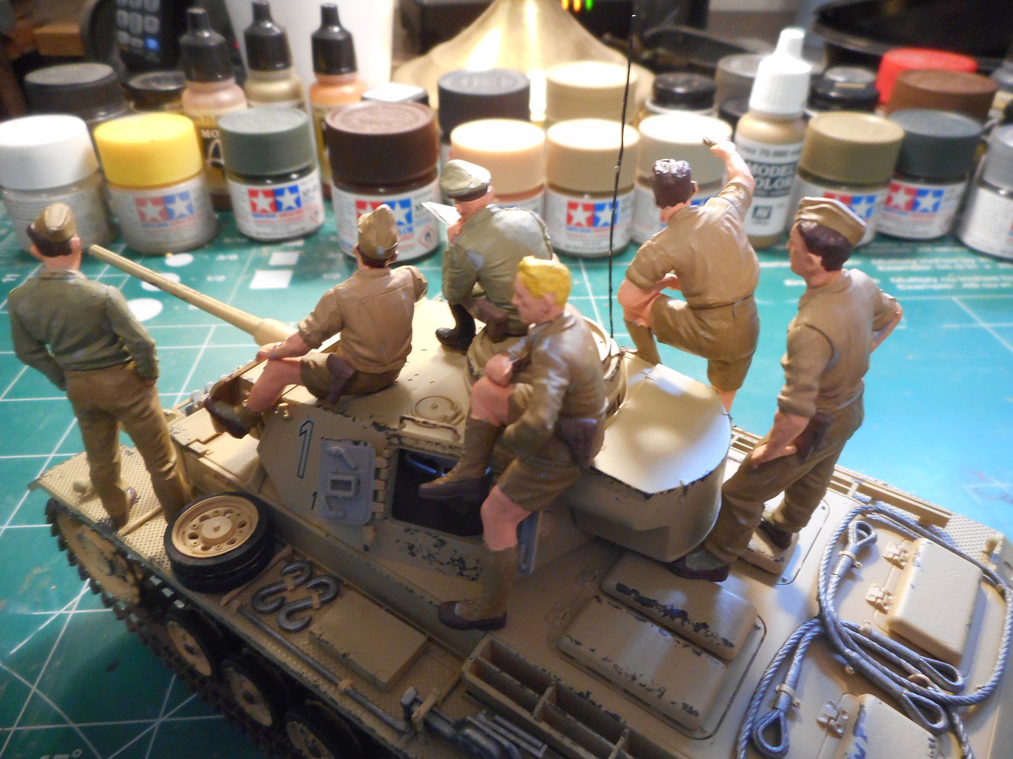 Master Box WWII Rommel and German Tank Crew DAK (6) Kits de construction de figurines (échelle 1:35