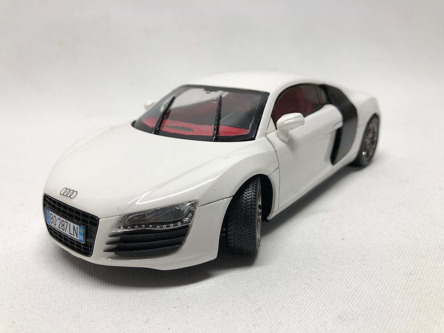 revell model set audi r8