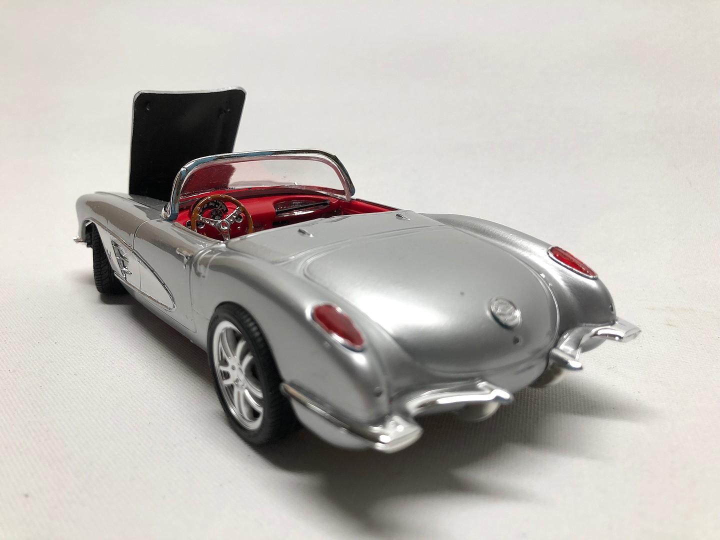 1:24 Revell Monogram `53 Corvette Roadster Revell Monogram Cars - Voor