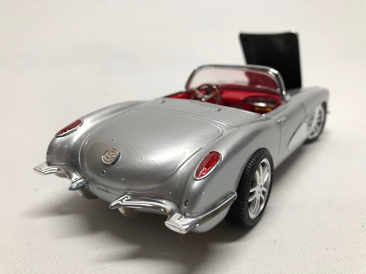 1958 Corvette Roadster Plastic Model Car Kit 125 Scale 85