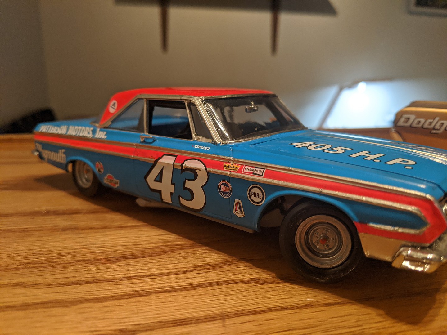 Richard Petty 1964 Plymouth Belvedere -- Plastic Model Car Kit -- 1/25 ...