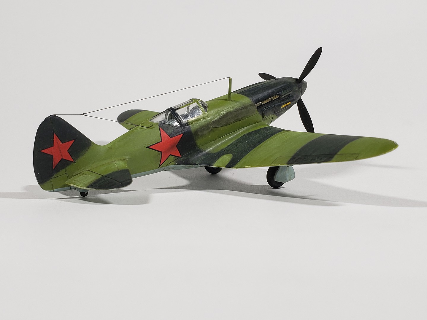 Easy Build Soviet MiG-3 -- Plastic Model Airplane Kit -- 1/72 Scale ...