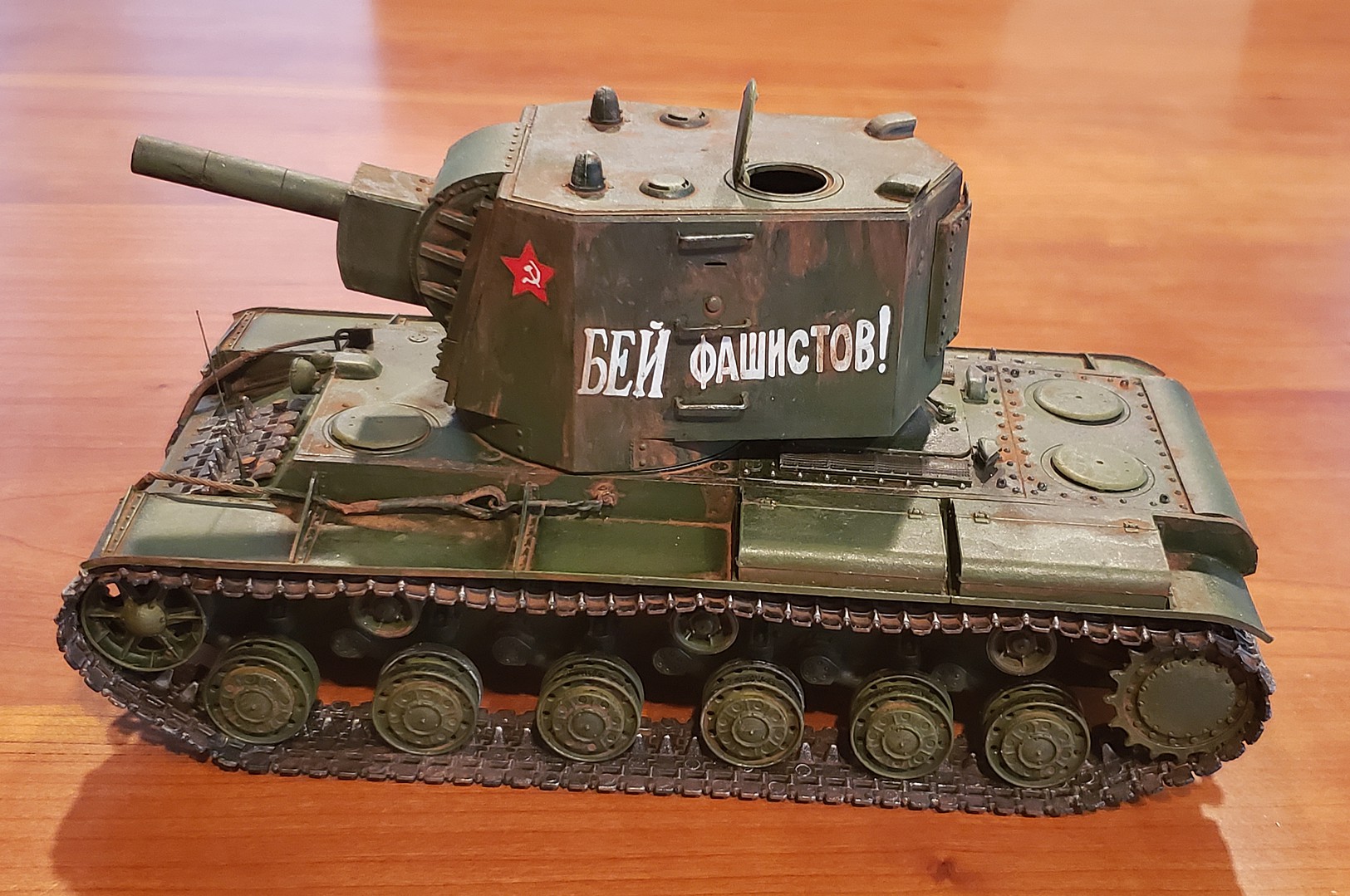 Russian KV-2 Model 1939 Big Turret Tank -- Plastic Model Military ...