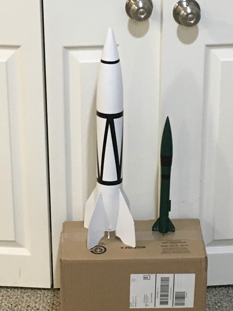 V2 Model Rocket Kit -- Skill Level 3 -- #3228 pictures by Luakgc