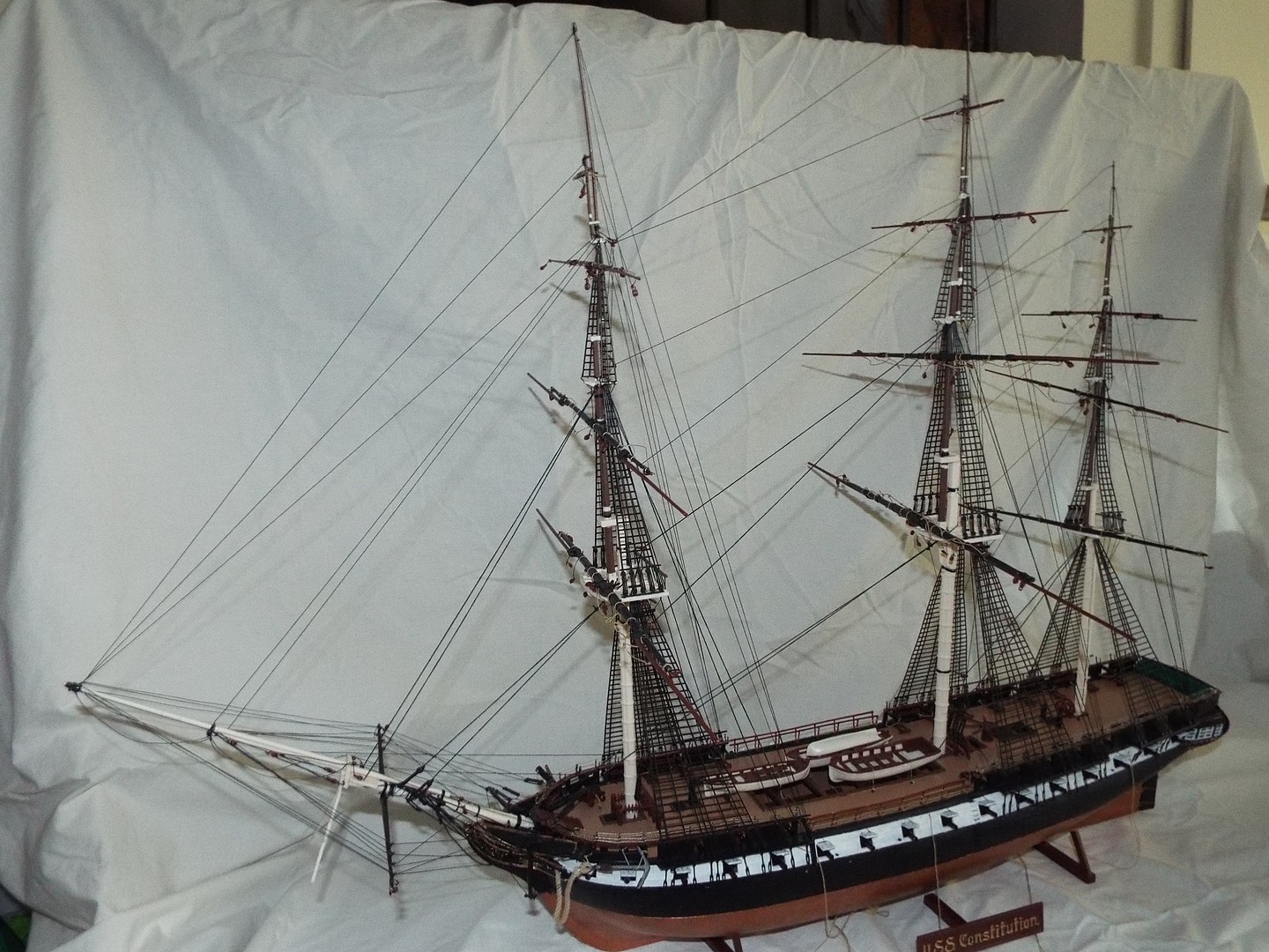 Uss Constitution Plastic Model Sailing Ship Kit 1 96 Scale