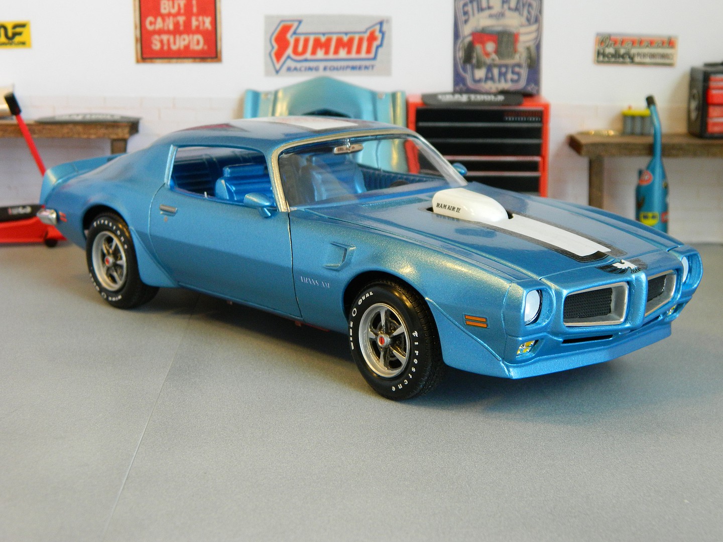 1970 Pontiac Firebird -- Plastic Model Car Kit -- 1/24 Scale -- #854489 ...