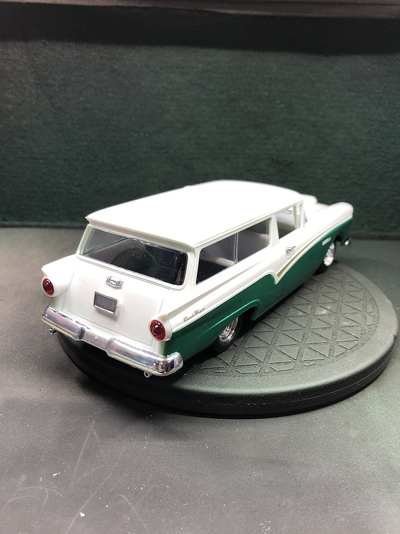 1957 Ford Del Rio Ranch Wagon 2n1 -- Plastic Model Car Kit -- 1/25 ...