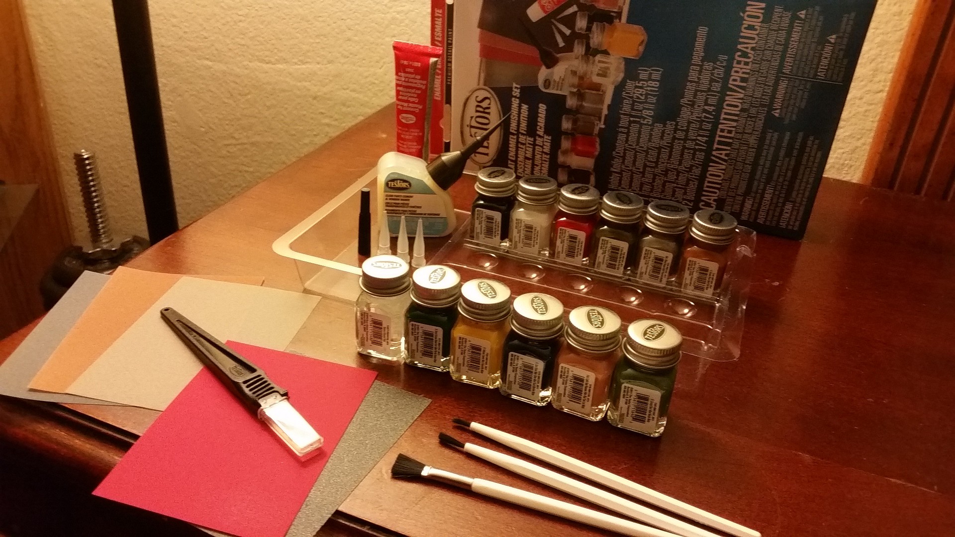 Enamel Finishing Kit Flat Hobby and Model Paint Set 9160