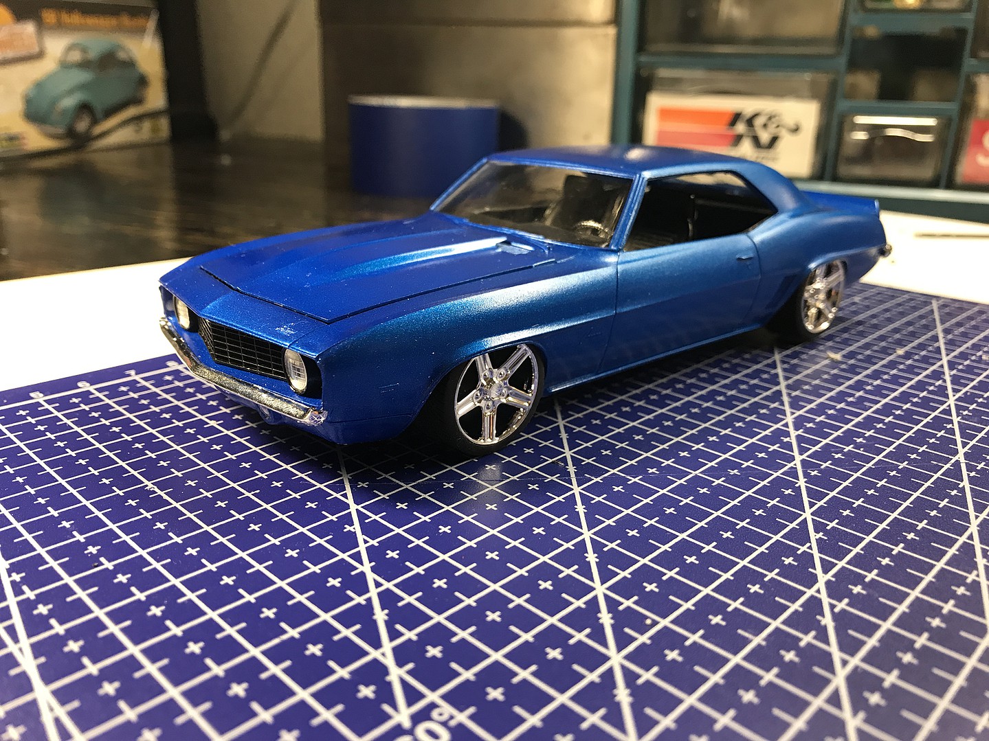1969 Camaro Z28 RS Plastic Model Car Kit 1/25 Scale 857457
