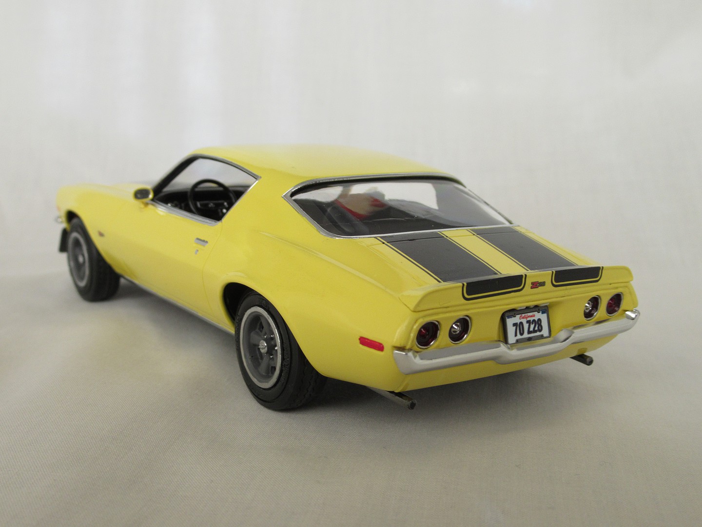 chevy camaro model car kits
