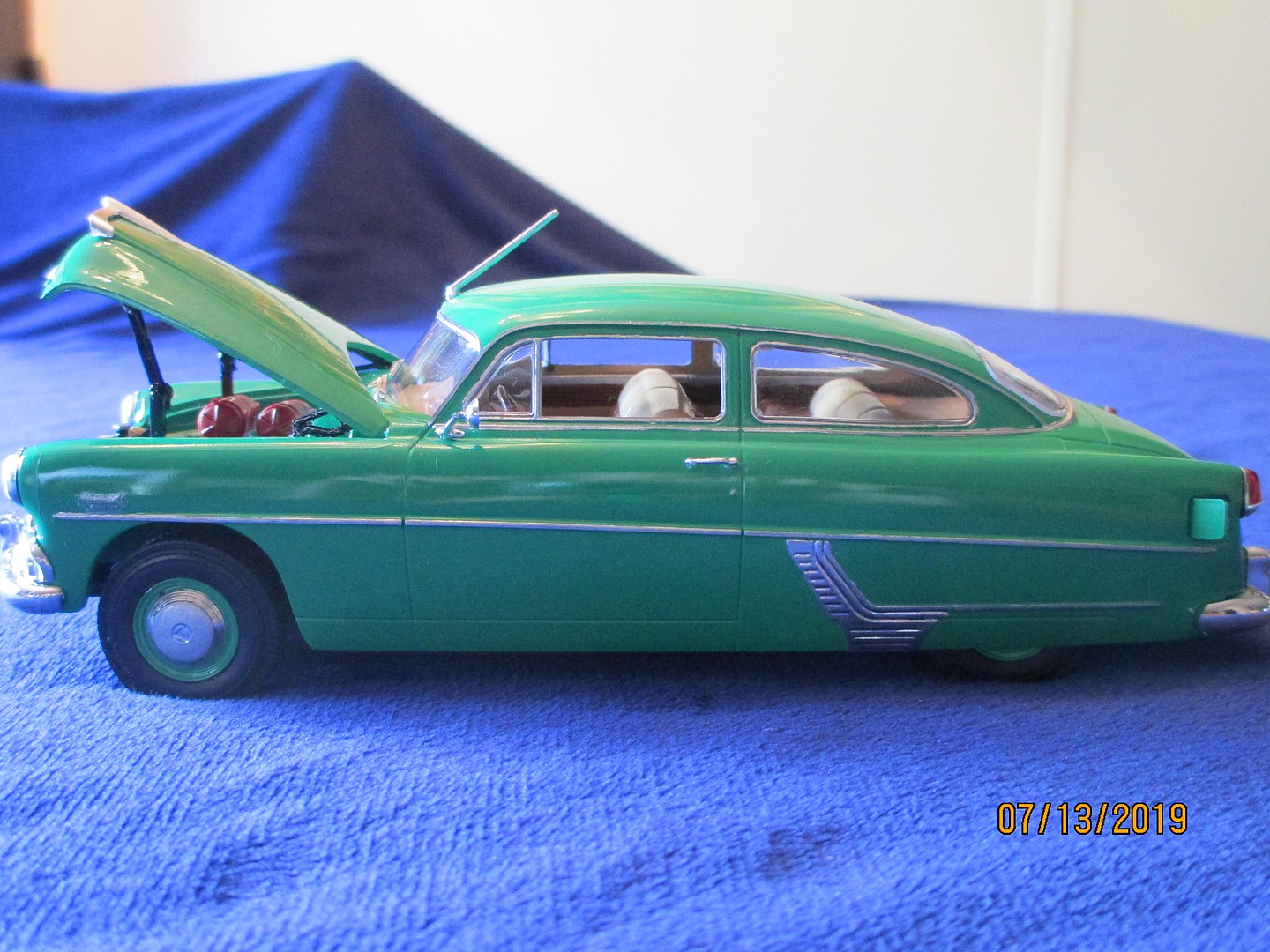 Moebius Models / 1954 Hudson Hornet Special 1/25
