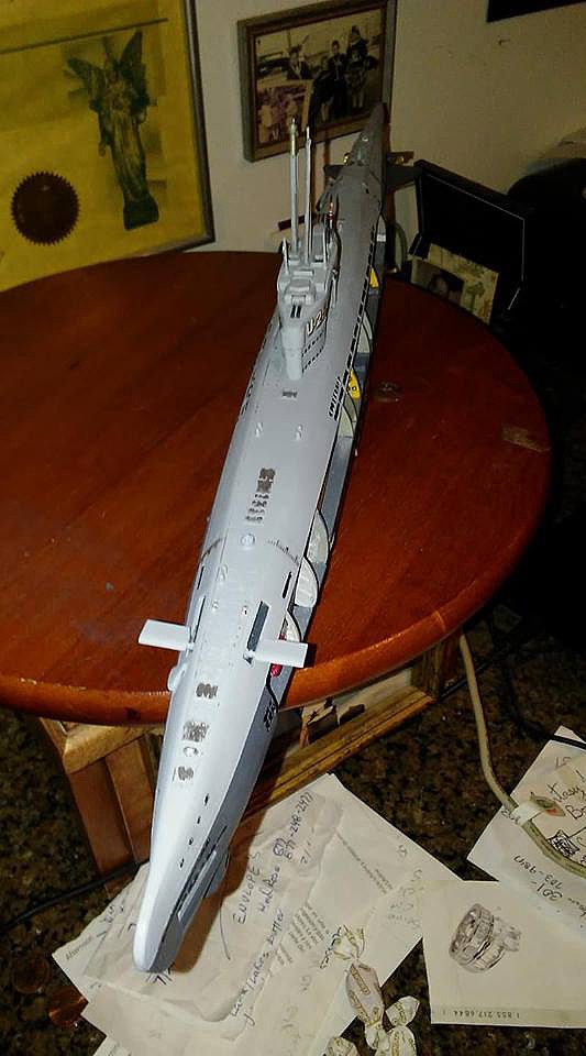 U-Boat Type XXI with Interior -- Plastic Model Military Ship Kit -- 1/ ...