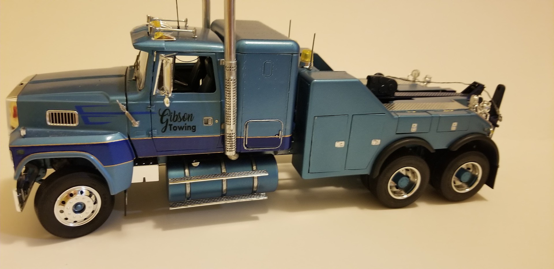 scale model trucks