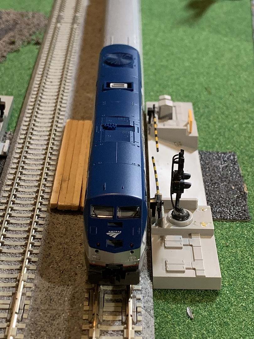 GE P42 Genesis Amtrak 47 DCC ready N Scale Model Train Diesel 1766030