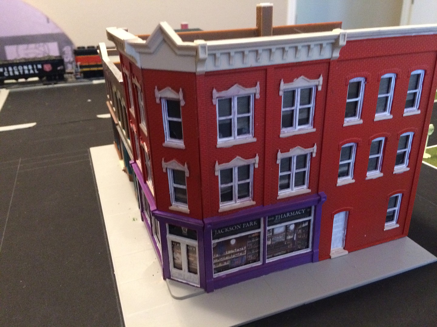 Merchant's Row V Kit 101/2 x 67/8 x 55/16'' Pictures