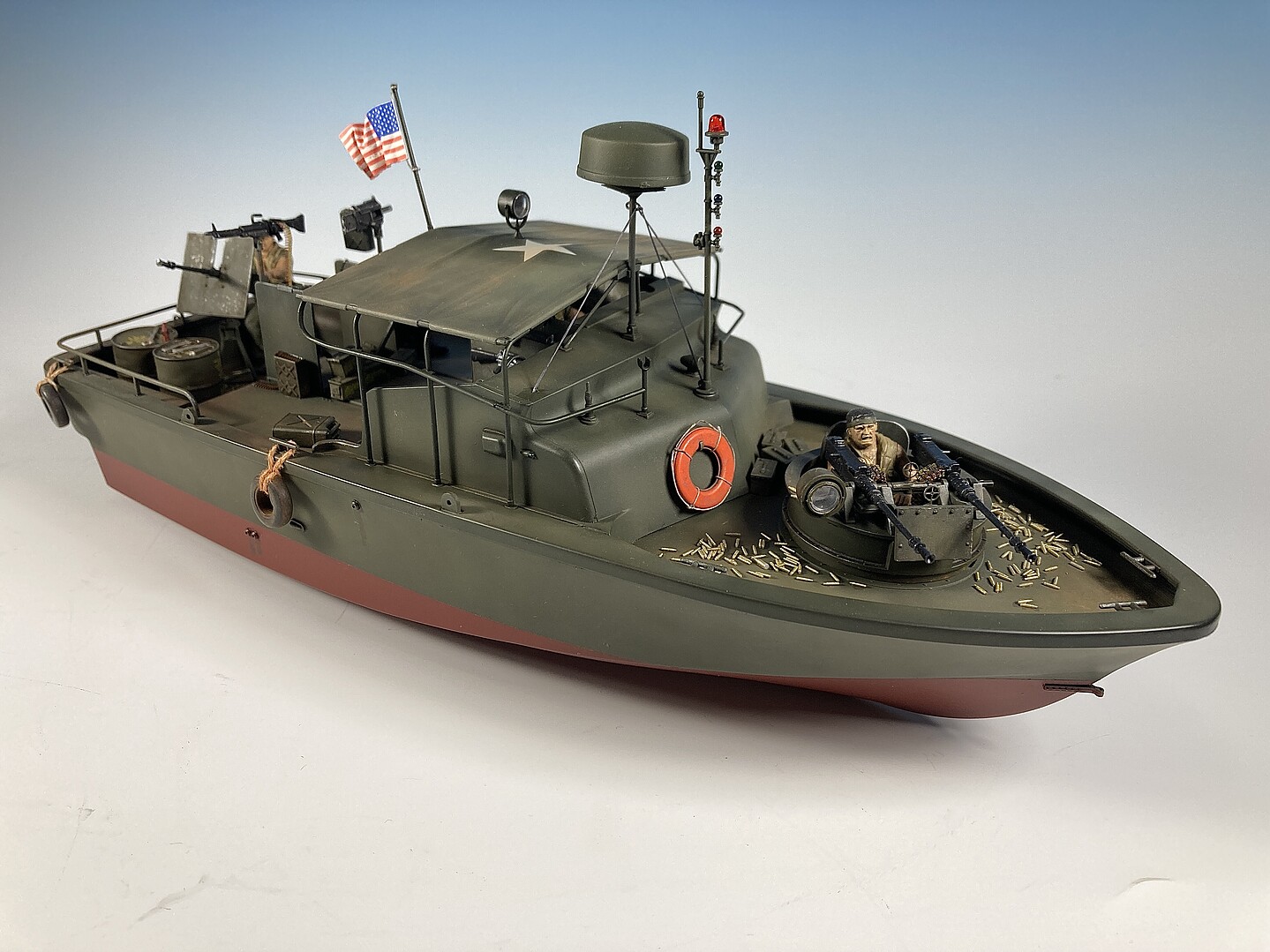 US Navy PBR31 MkII Pibber Boat -- Plastic Model Military Ship Kit -- 1/ ...