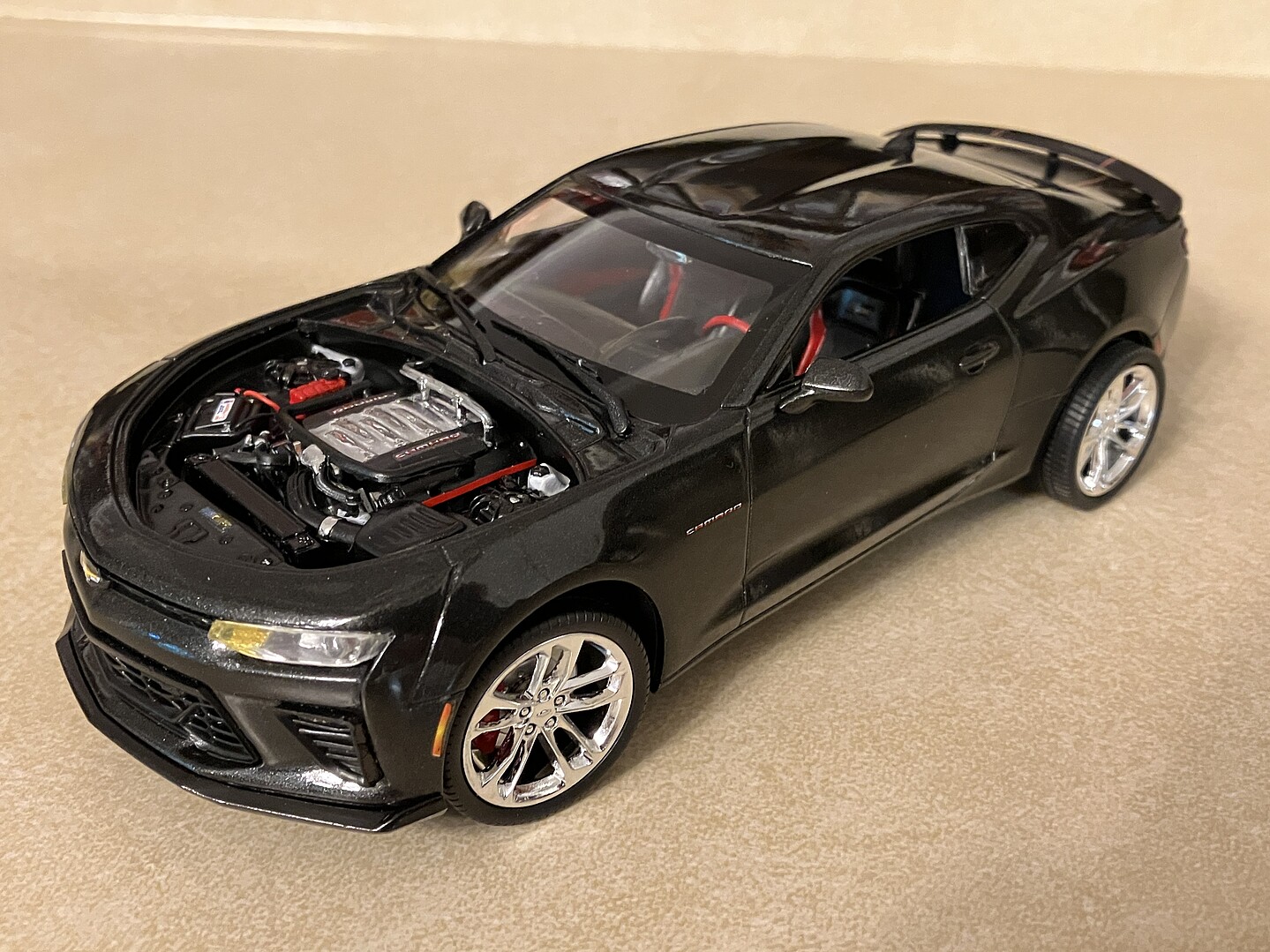 2017 Chevy Camaro 50th Anniversary -- Plastic Model Car Kit -- 1/25 ...