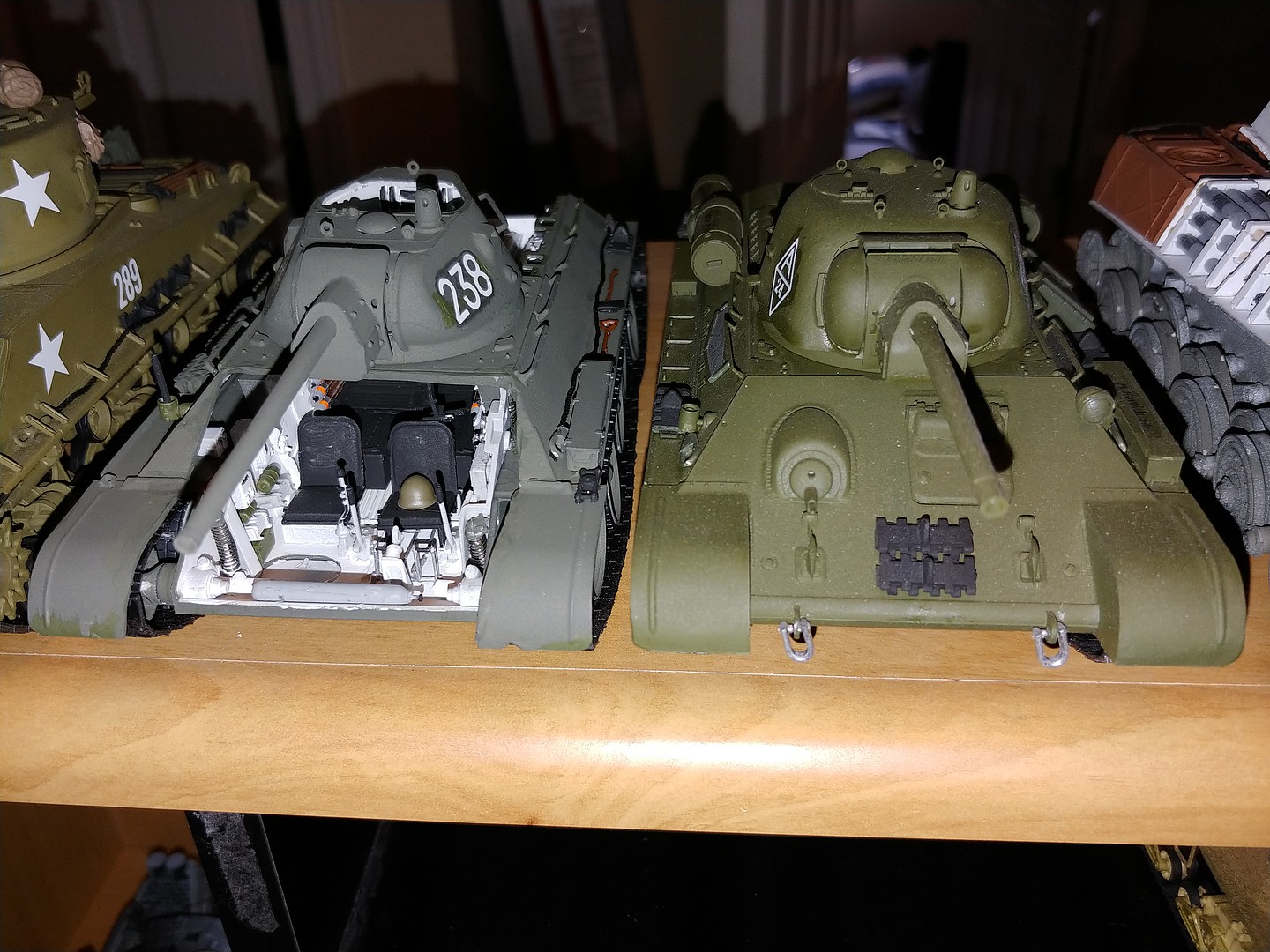 T34/76 Mod 1942 No.112 Full Interior Tank -- Plastic Model Tank Kit ...