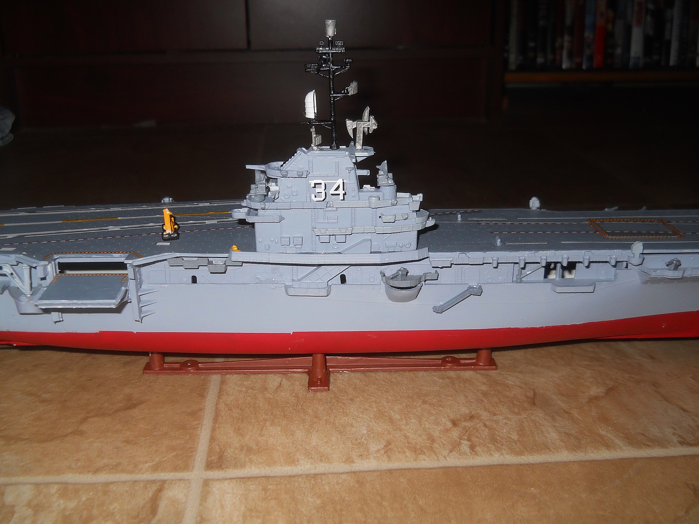 Revell Monogram 1/530 scale model kit USS Oriskany   RVM0318 