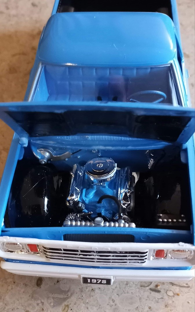 thumbnail image 2 of MPC 1/25 Scale 1978 Dodge D100 Custom Pick-Up Plastic Model Kit – Skill Level 2 2 of 3