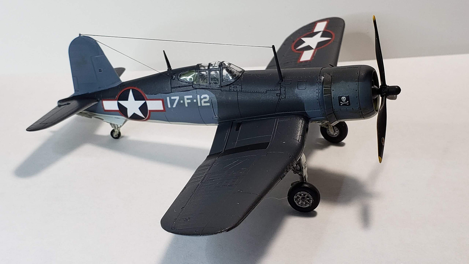 Vought F4u-1 Corsair -- Plastic Model Airplane Kit -- 1 72 Scale 