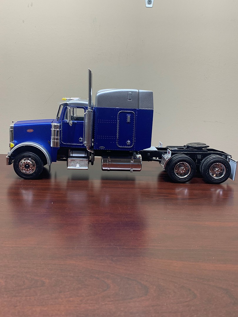 Peterbilt 378 Long Hauler Semi Tractor -- Plastic Model Truck Vehicle ...