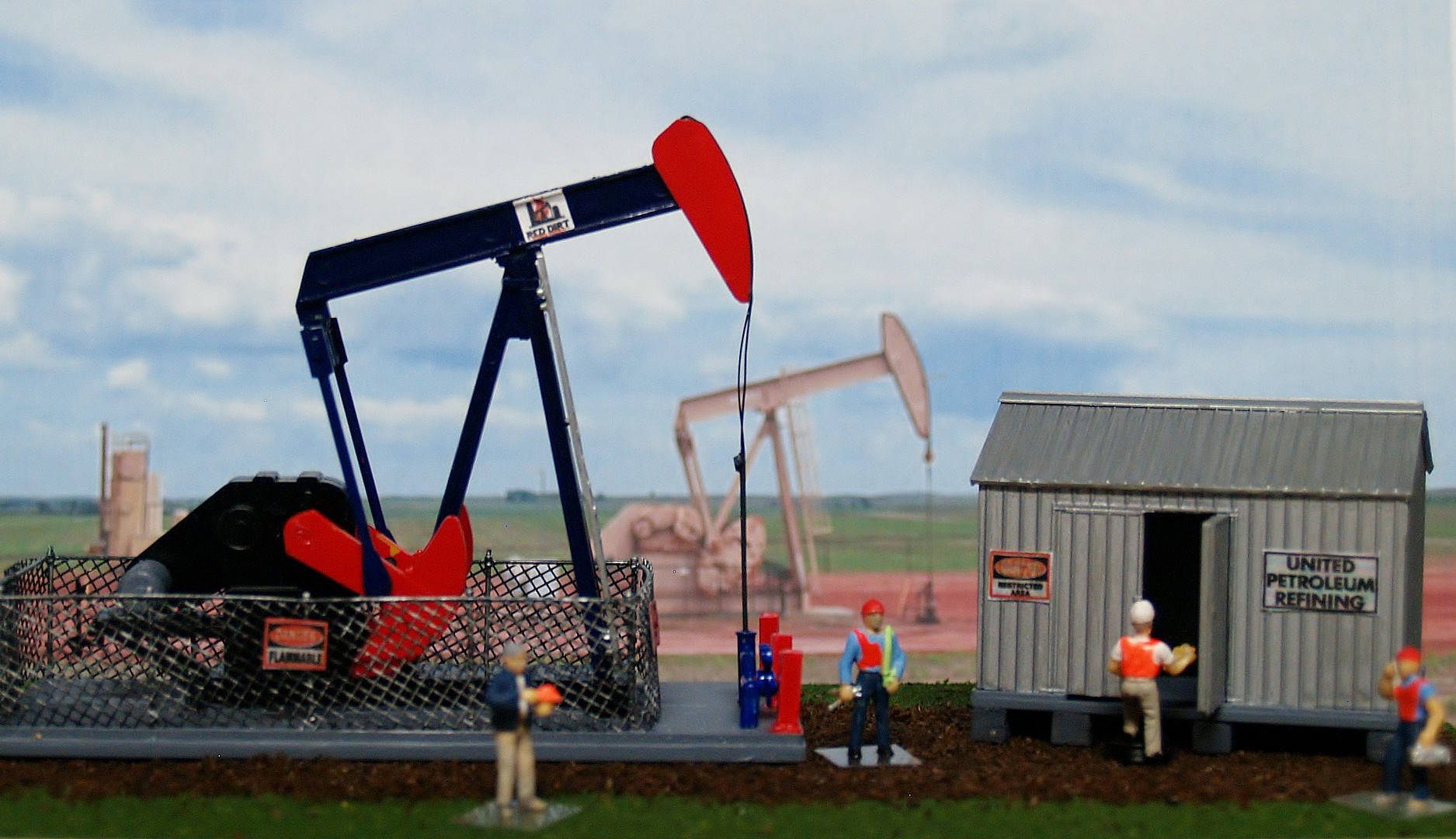 Walking Beam/Horse Head Oil Pump No Motor Kit HO Scale Model