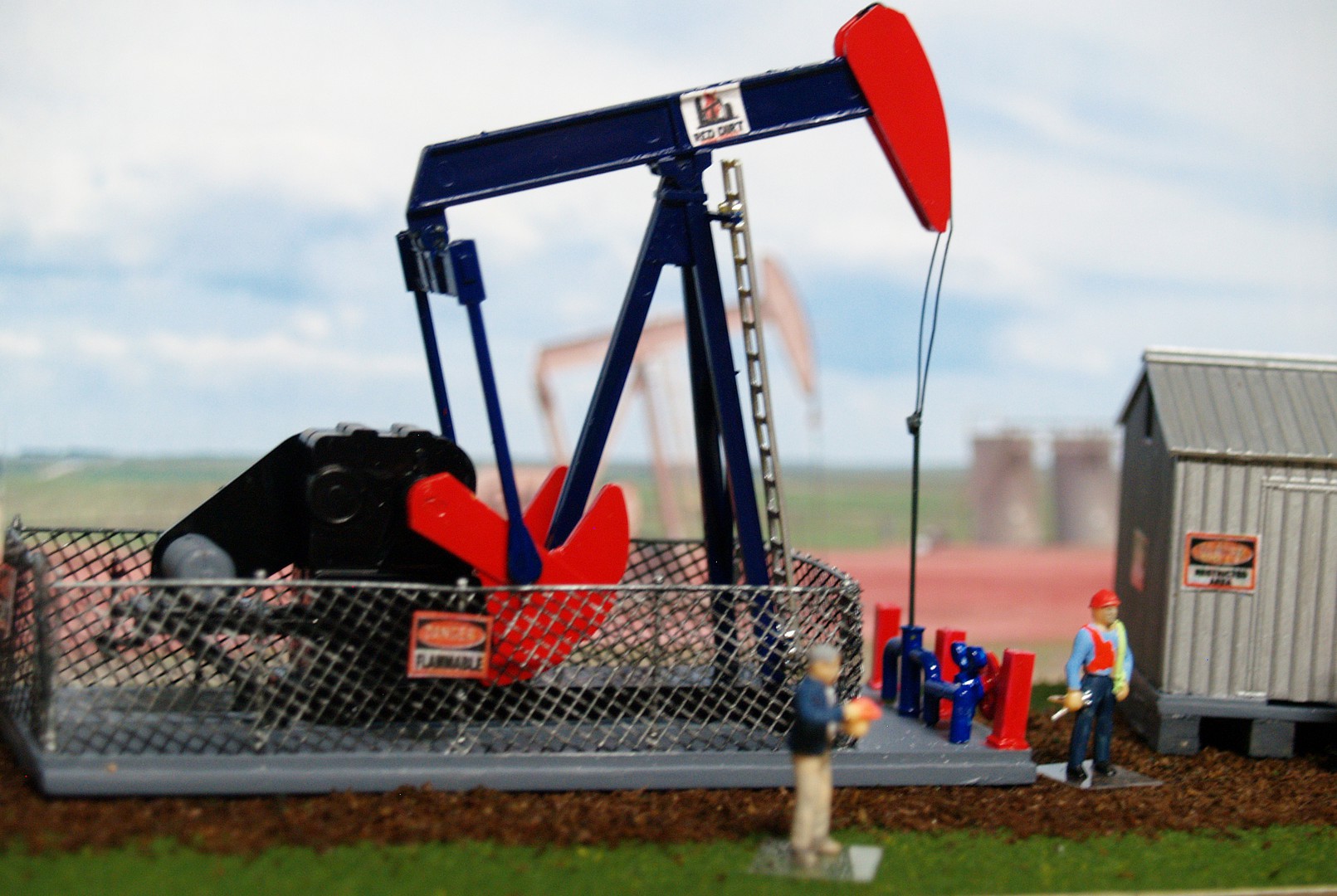 Walking Beam/Horse Head Oil Pump No Motor Kit HO Scale Model