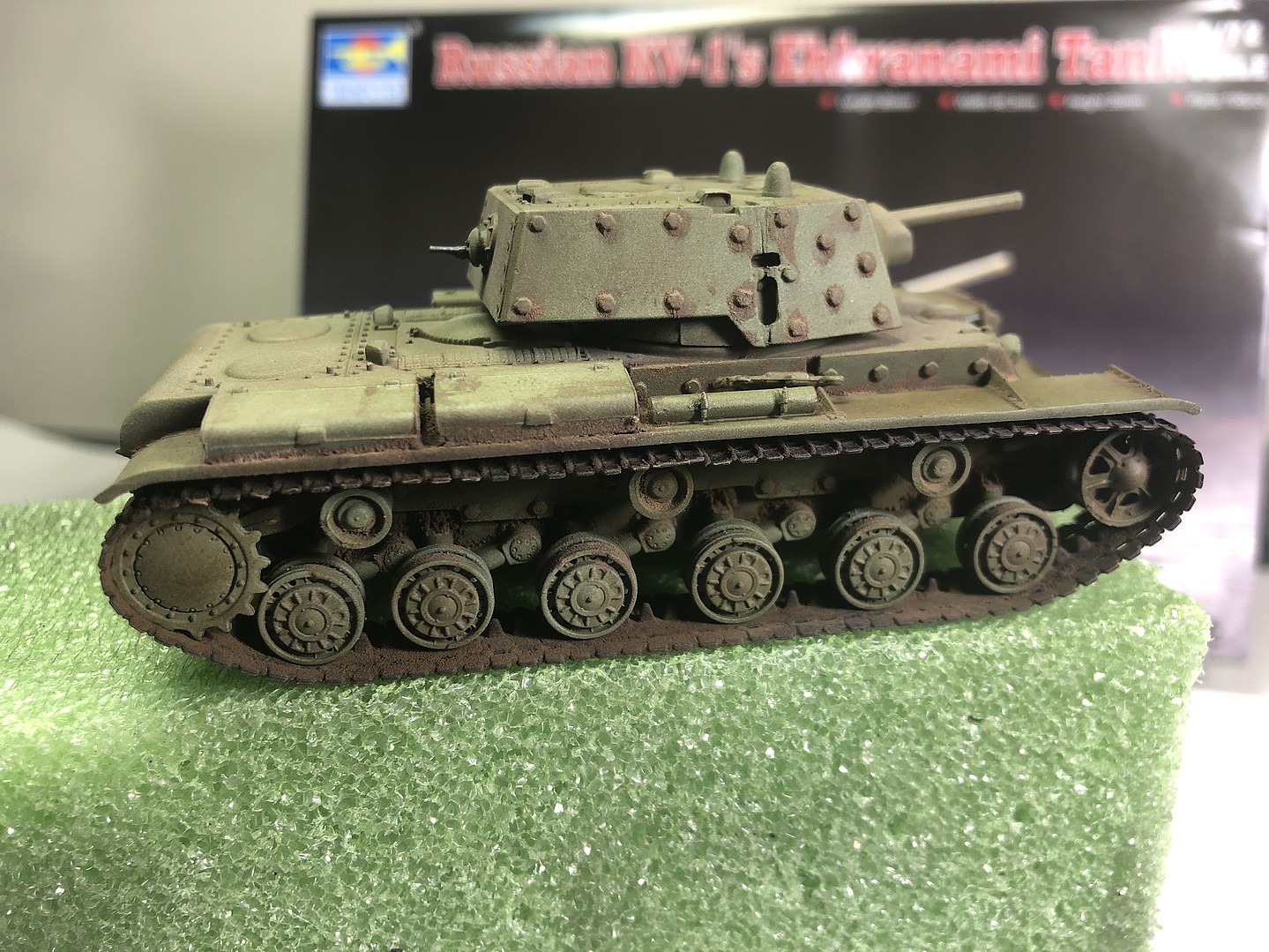 Details about  / 1//72 Model 07230 Trumpeter Car Russian KV-1s Ehkranami Armored Tank Plastic