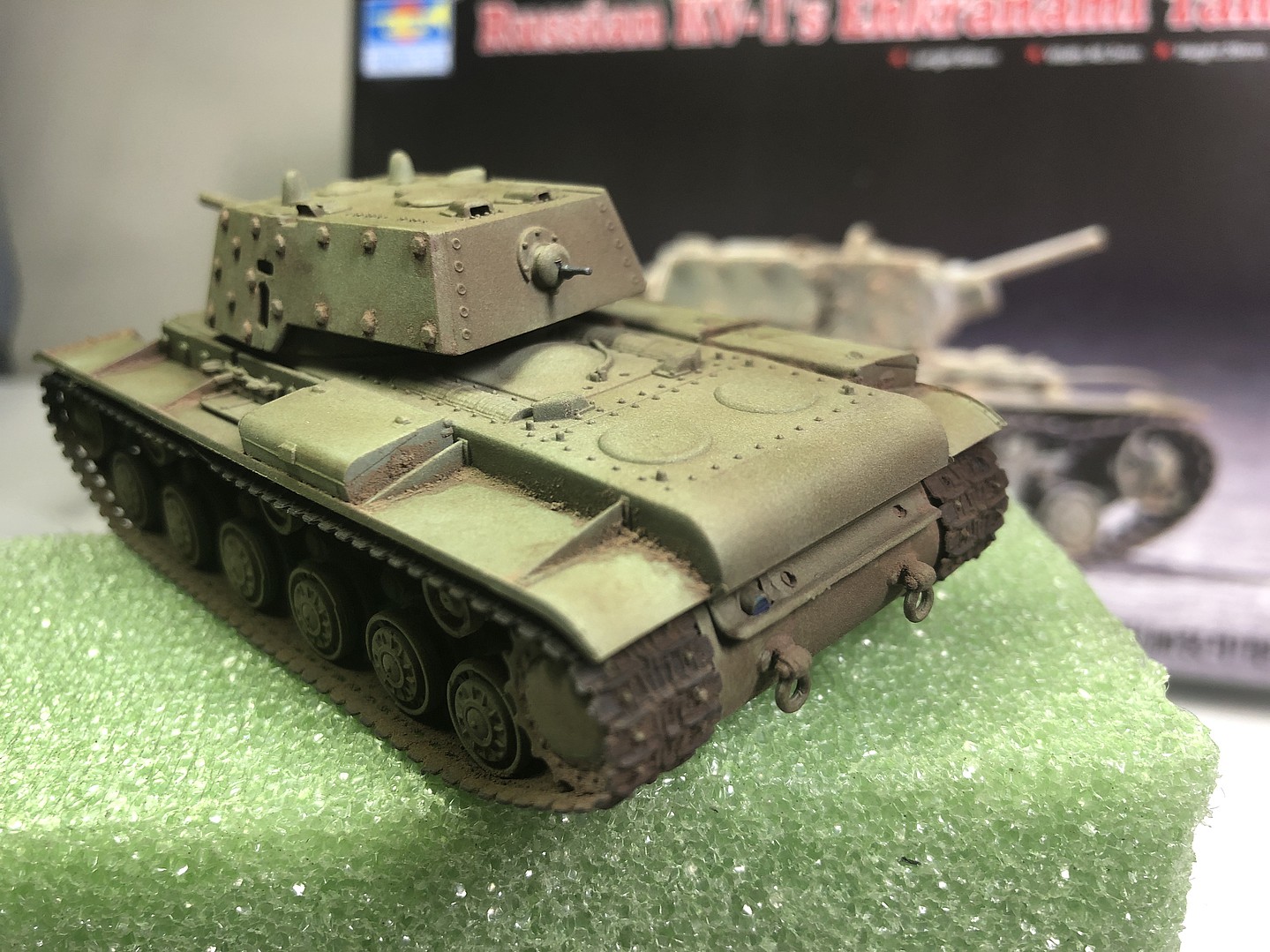 Details about  / 1//72 Model 07230 Trumpeter Car Russian KV-1s Ehkranami Armored Tank Plastic