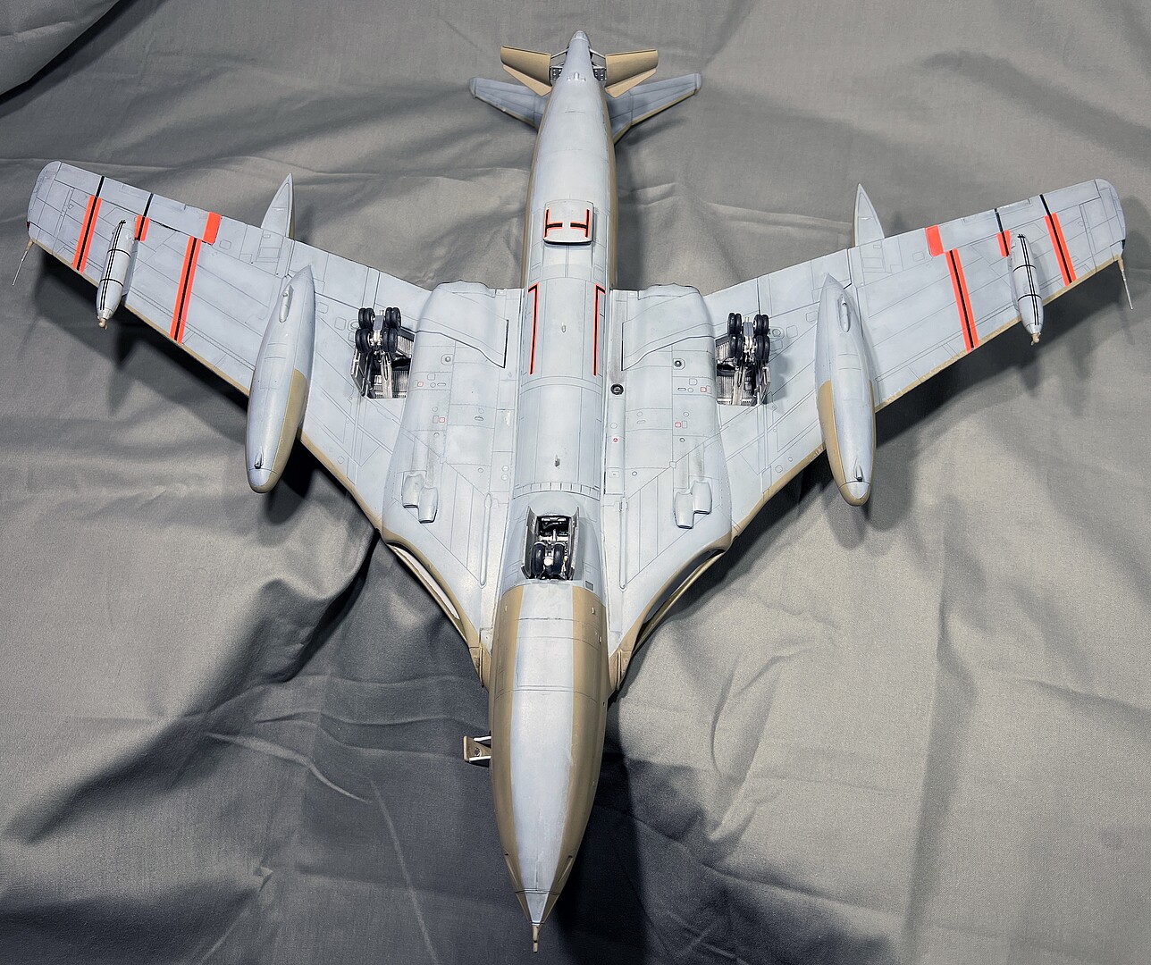 Handley Page Victor B2 Jet Bomber (New Tool) Plastic Model Airplane