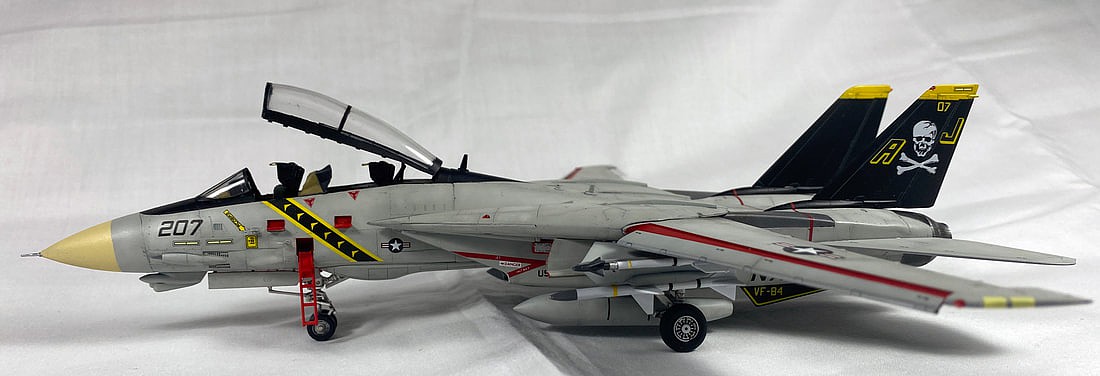 F-14A Tomcat (Atlantic F.S.) -- Plastic Model Airplane Kit -- 1/72 ...